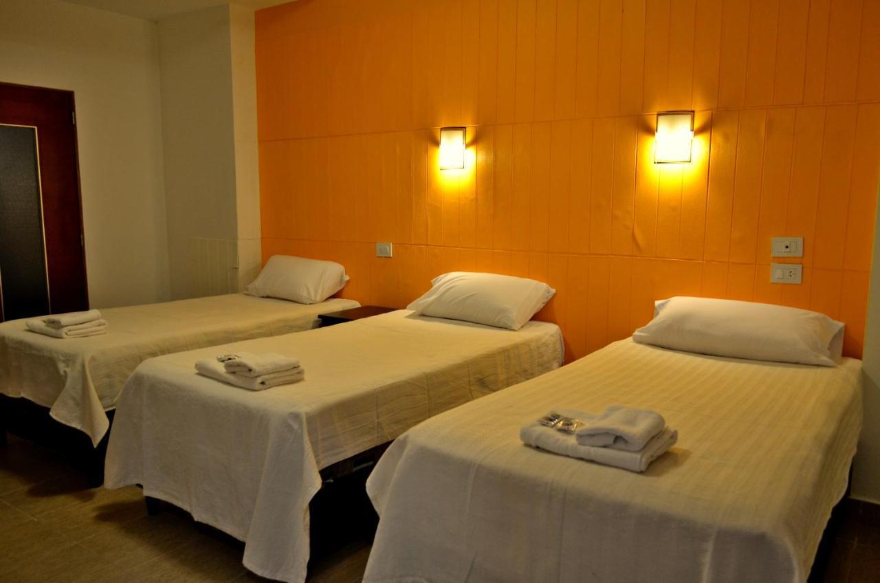 Parque Hotel San Salvador de Jujuy Bagian luar foto